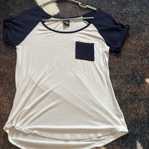 H&M Navy and Cream Short Sleeve Tee